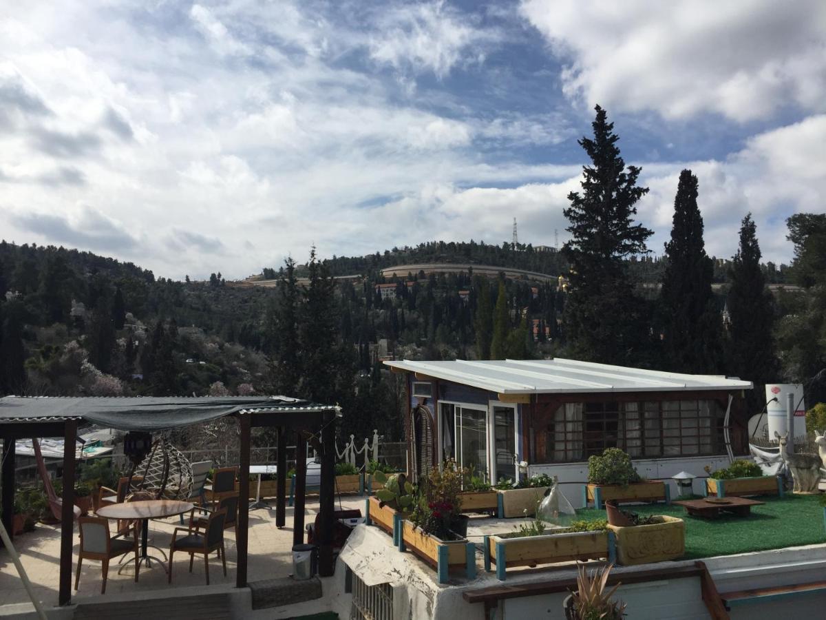 مبيت وإفطار القدس Sweet 'En Kerem View المظهر الخارجي الصورة